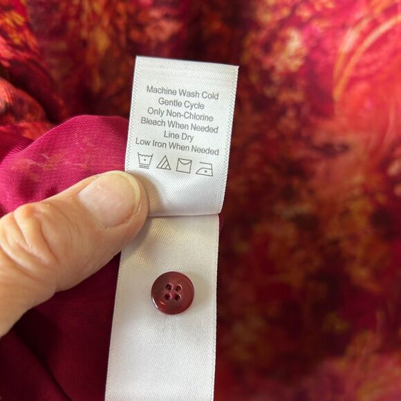 Coldwater Creek NWOT Burgundy Pink Abstract Sheer Pleated Button-up LS Tunic XL - Picture 11 of 13